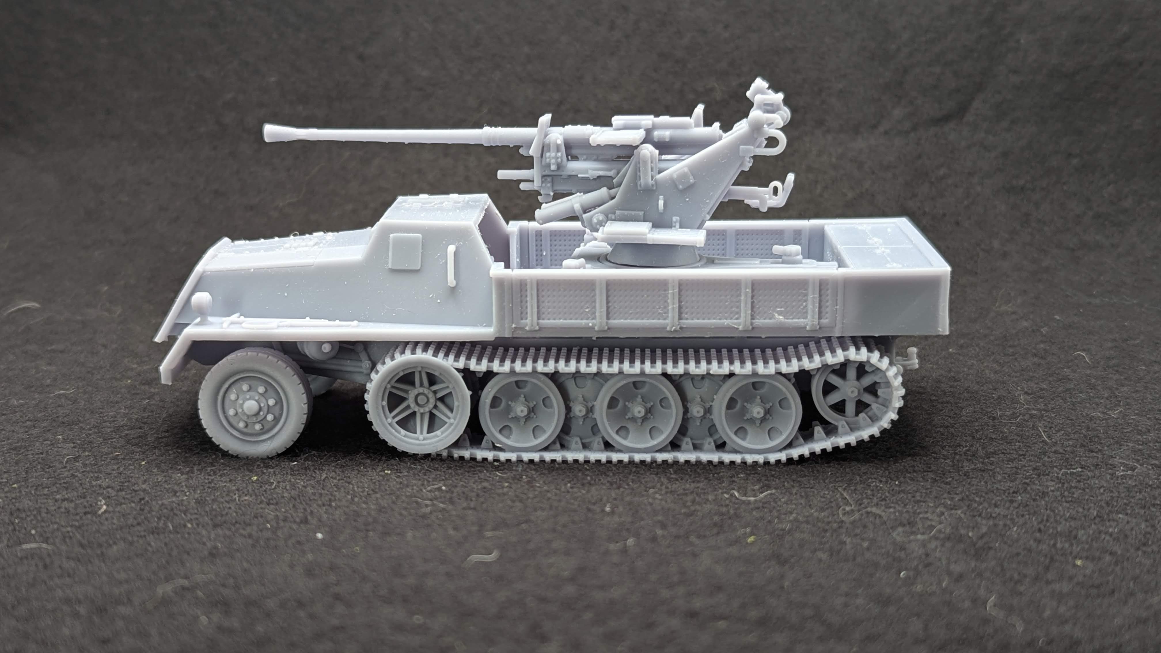 37mm FlaK 37 auf sWs (Schwere Wehrmacht Schlepper) (Germany, WW2)